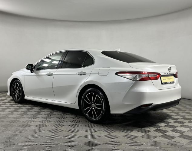 Toyota Camry  Элеганс Safety