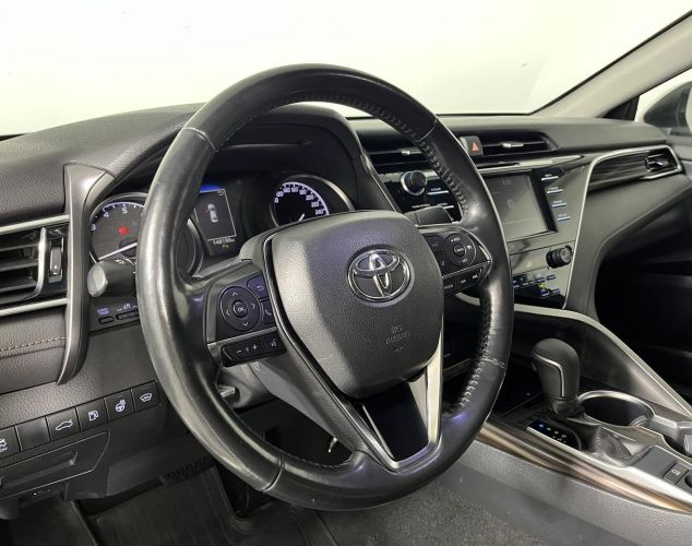 Toyota Camry  Элеганс Safety