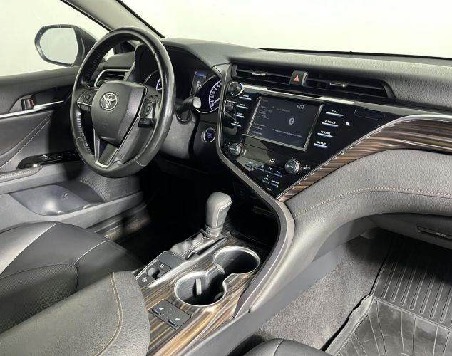 Toyota Camry  Элеганс Safety