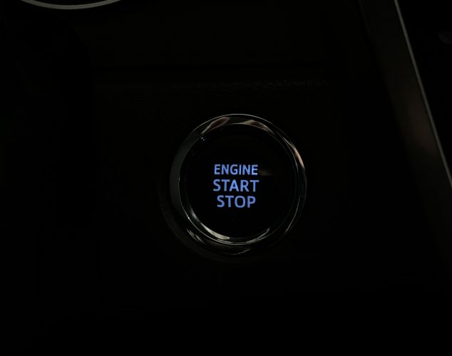 Toyota Camry  Элеганс Safety