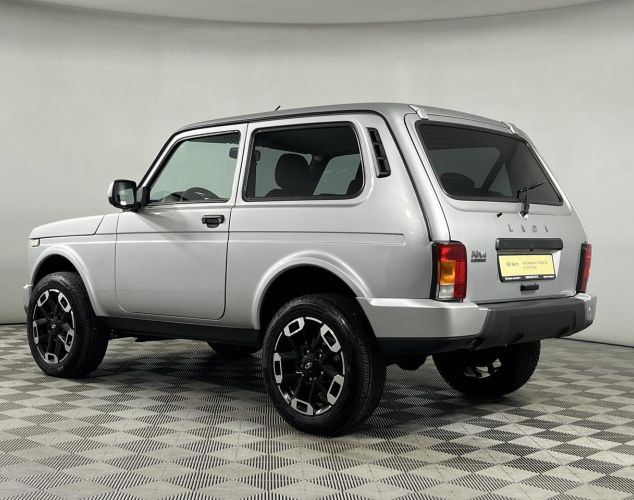 LADA (ВАЗ) Niva (4x4)  