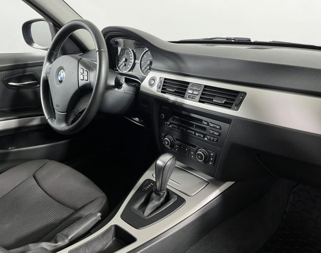 BMW 3 серия  318