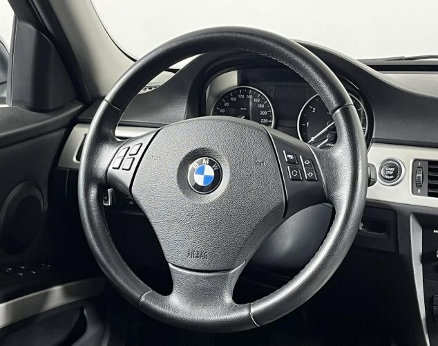 BMW 3 серия  318