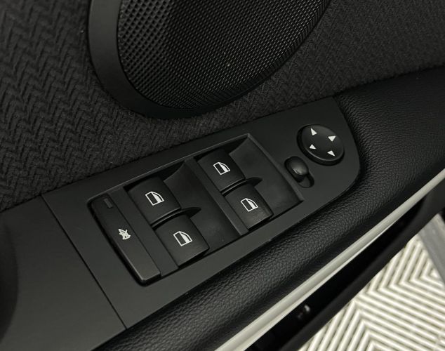 BMW 3 серия  318