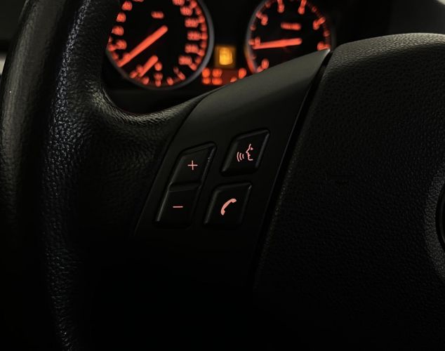 BMW 3 серия  318