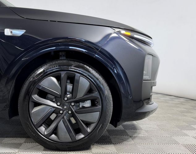 LiXiang (Li Auto) L6  Max