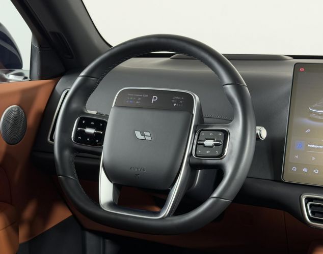 LiXiang (Li Auto) L6  Max