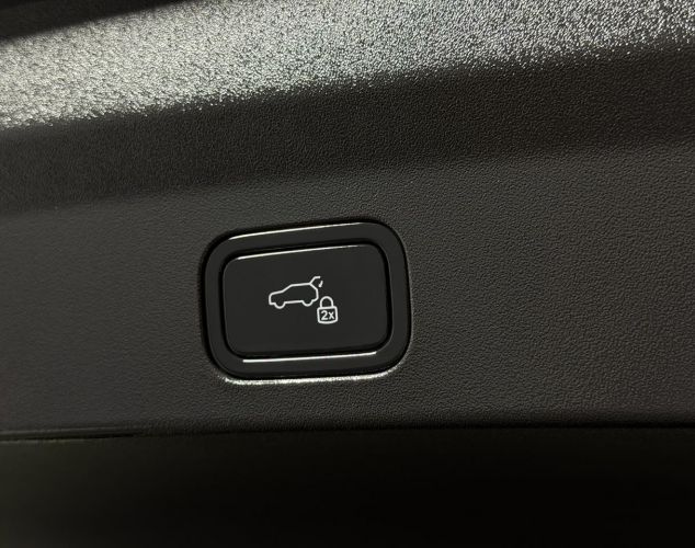 LiXiang (Li Auto) L6  Max