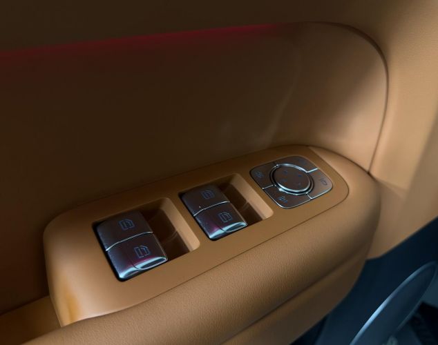 LiXiang (Li Auto) L6  Max