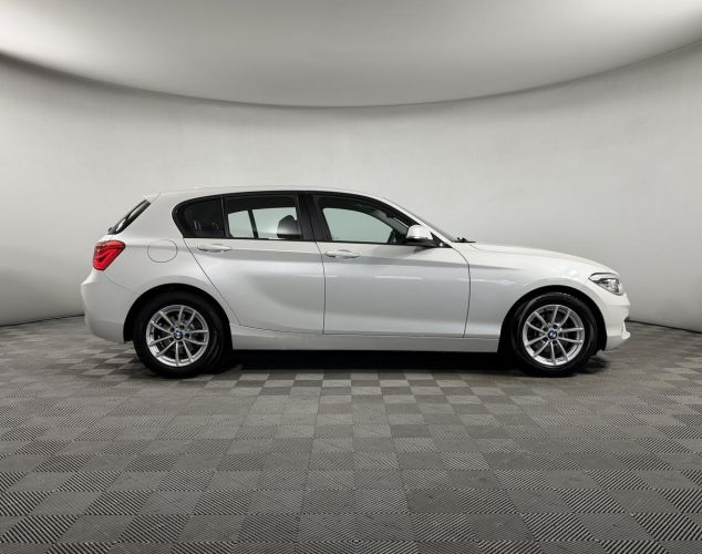 BMW 1 серия  118i Base