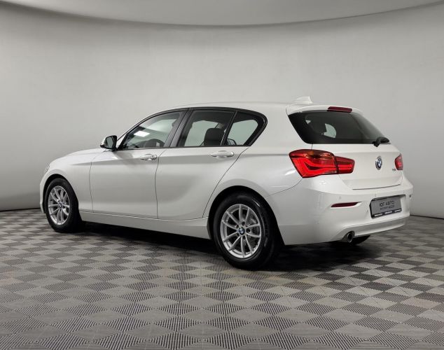 BMW 1 серия  118i Base