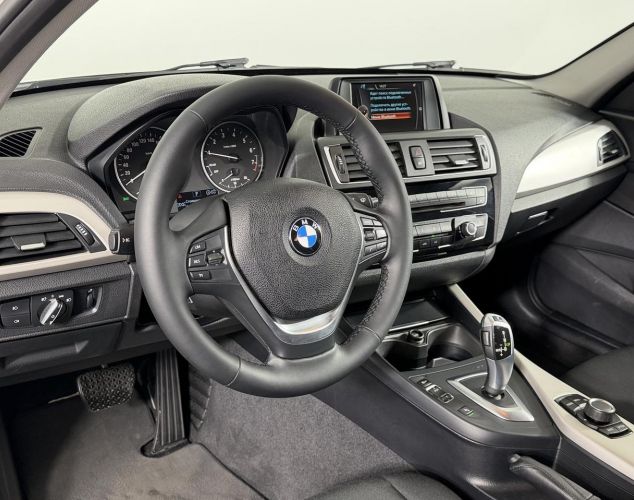 BMW 1 серия  118i Base