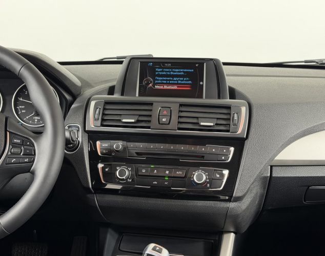 BMW 1 серия  118i Base