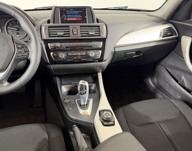 BMW 1 серия  118i Base