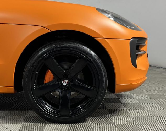 Porsche Macan  Macan