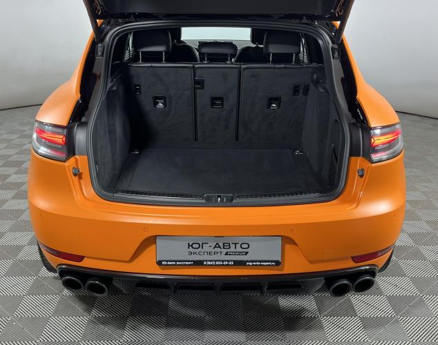 Porsche Macan  Macan