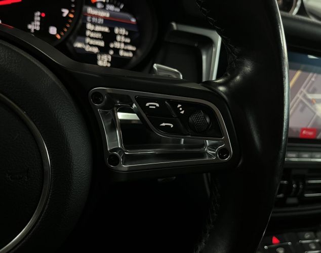 Porsche Macan  Macan