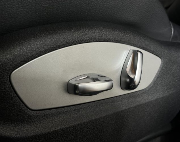 Porsche Macan  Macan