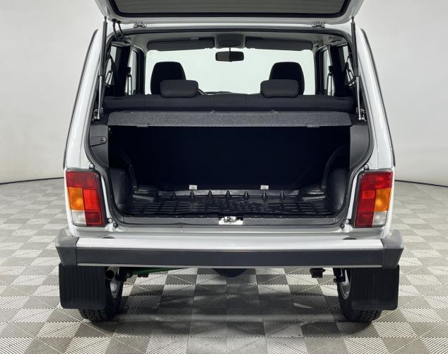 LADA (ВАЗ) Niva (4x4)  Luxe 