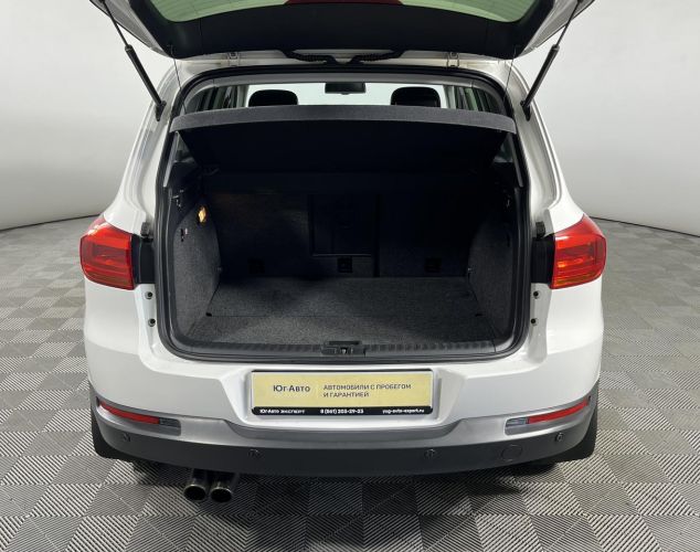 Volkswagen Tiguan  Adventure