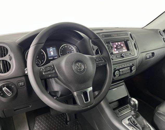 Volkswagen Tiguan  Adventure