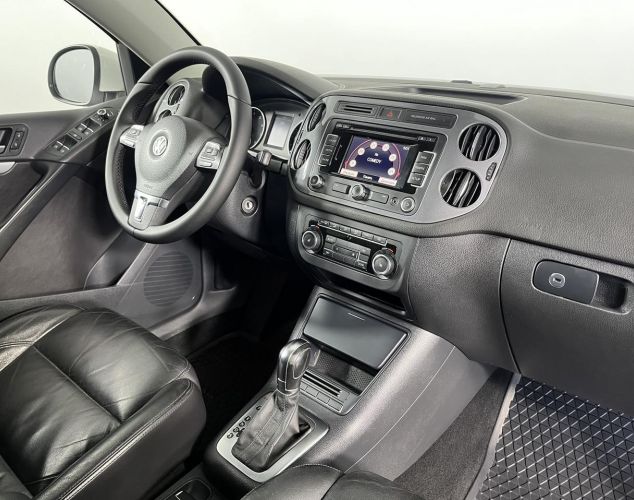 Volkswagen Tiguan  Adventure