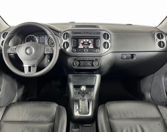 Volkswagen Tiguan  Adventure