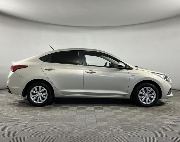 Hyundai Solaris  Super Series II + 5” Audio