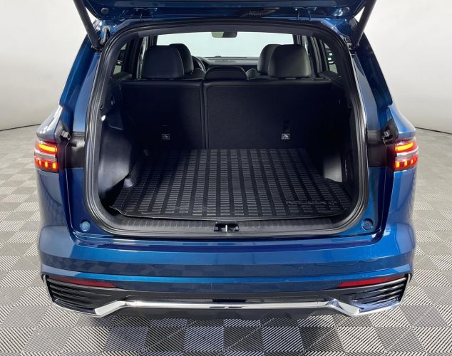 Geely Monjaro  Flagship