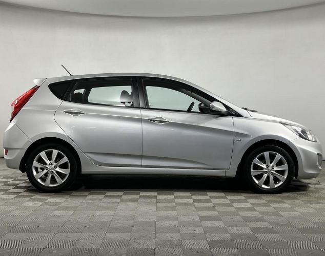 Hyundai Solaris  Active