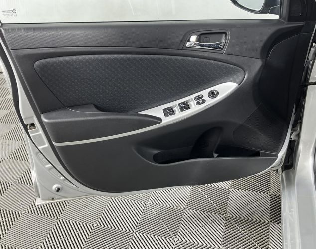 Hyundai Solaris  Active