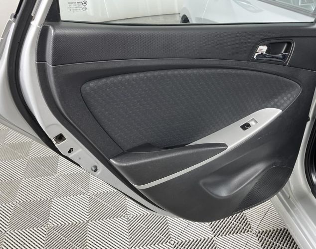 Hyundai Solaris  Active