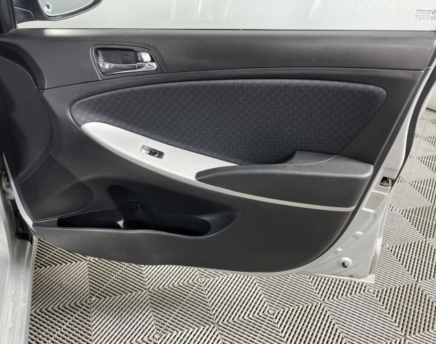 Hyundai Solaris  Active