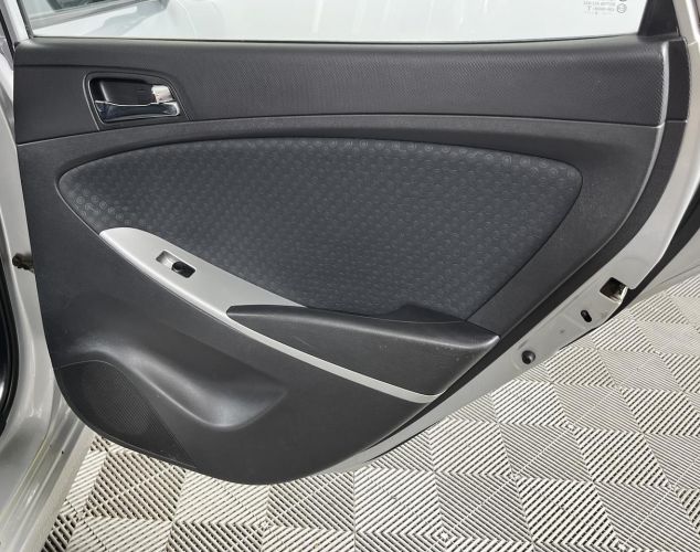 Hyundai Solaris  Active