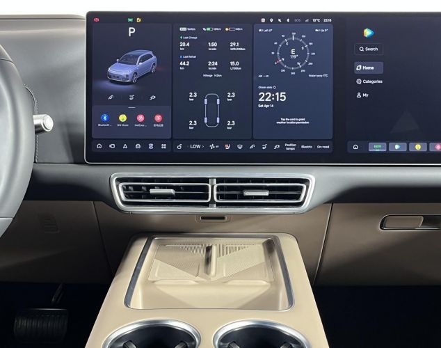 LiXiang (Li Auto) L7  