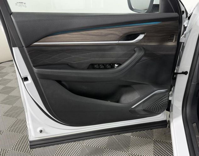 Geely Monjaro  