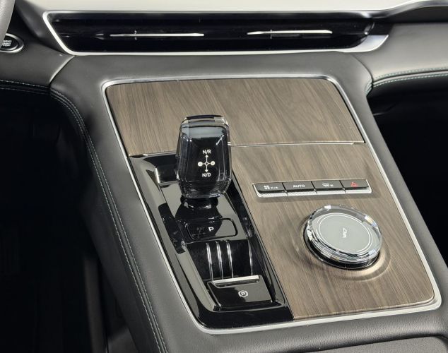 Geely Monjaro  