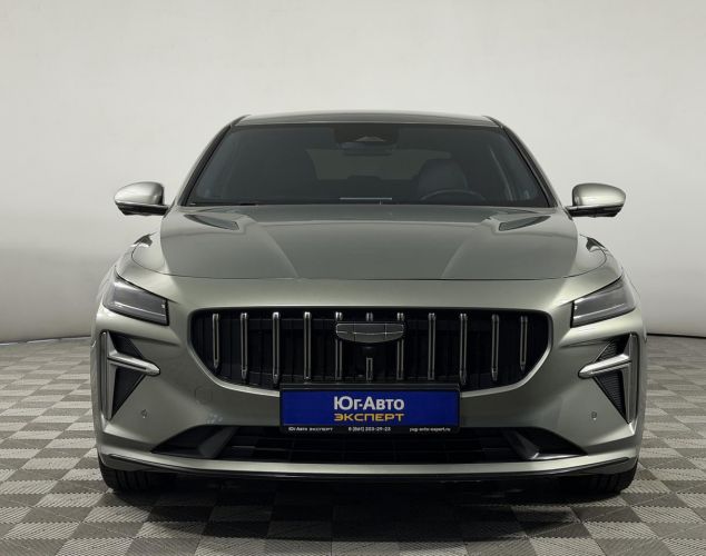 Geely Preface  Флагман