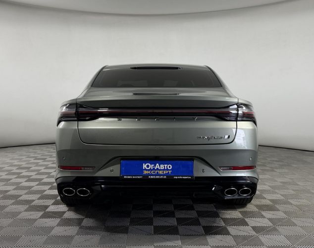 Geely Preface  Флагман