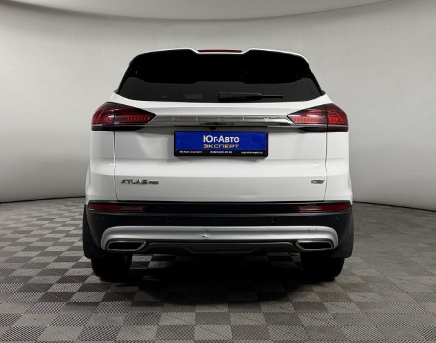 Geely Atlas Pro  Люкс