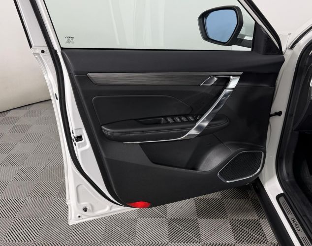 Geely Atlas Pro  Люкс