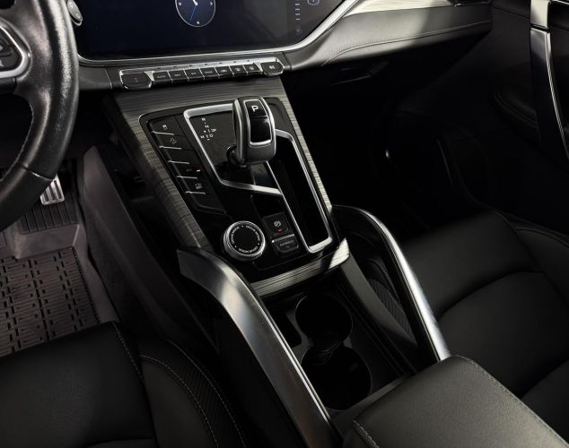 Geely Atlas Pro  Люкс