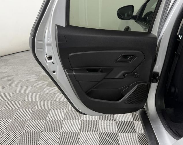 Renault Duster  Drive