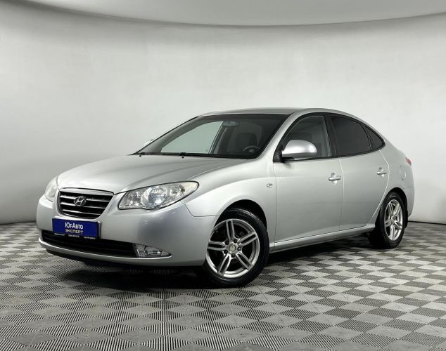 Hyundai Elantra  GL