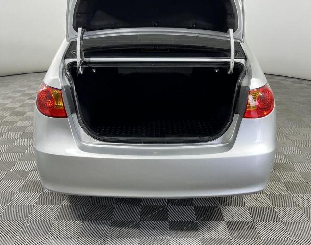 Hyundai Elantra  GL
