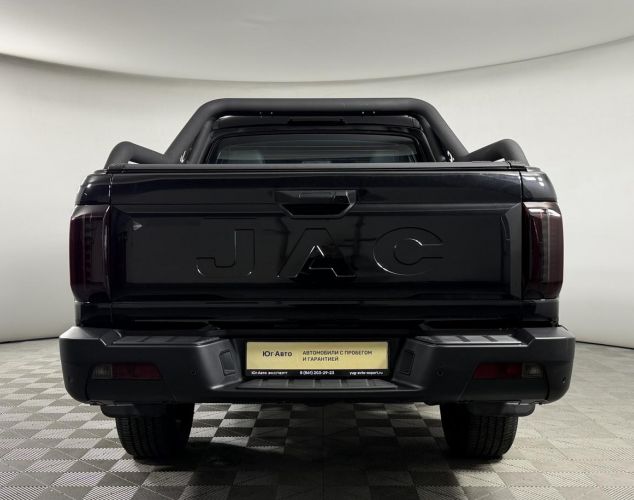 JAC T9  