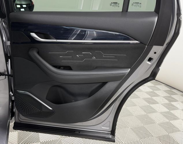 Geely Monjaro  Flagship