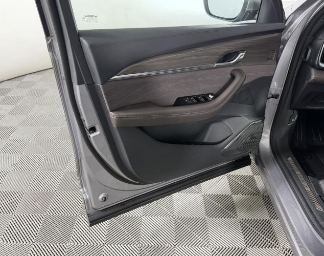 Geely Monjaro  