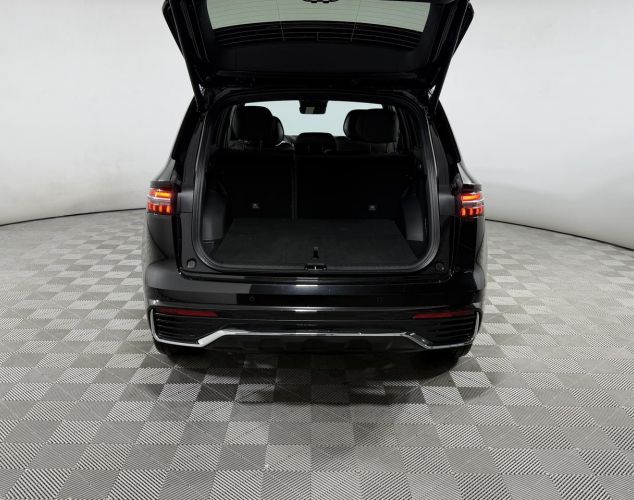 Geely Monjaro  