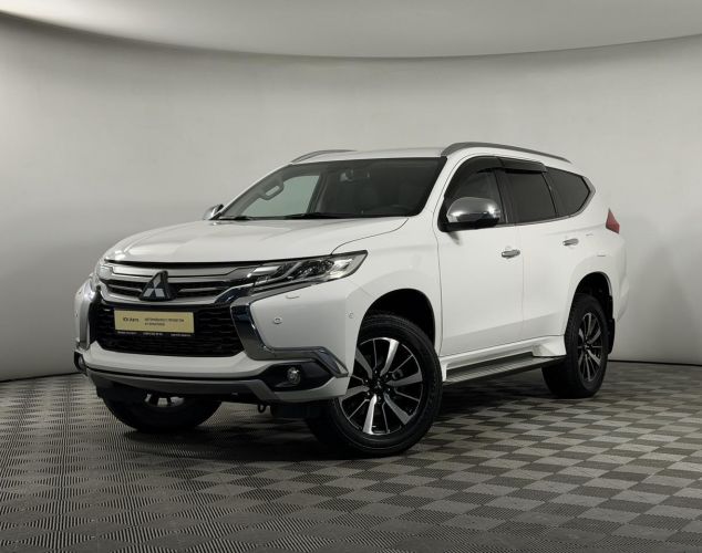Mitsubishi Pajero Sport  